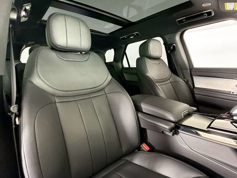 Used 2025 Land Rover Range Rover Sport Dynamic SE AWD/4WD image 14