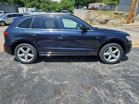 Used 2017 Audi Q5 2.0T Premium Plus w/ Technology Package AWD/4WD image 3