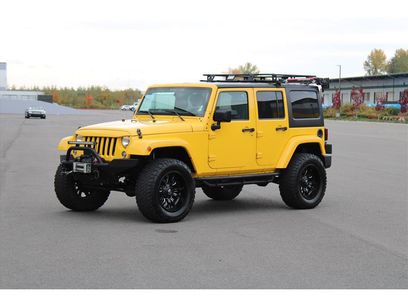 Used 2015 Jeep Wrangler Unlimited Sahara w/ Connectivity Group