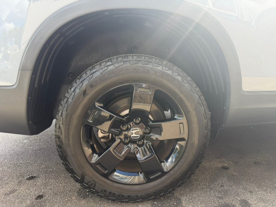 Used 2024 Honda Ridgeline Black Edition image 9