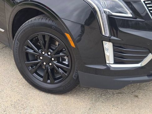 Used 2023 Cadillac XT5 Luxury w/ LPO, Floor Liner Package AWD/4WD image 3