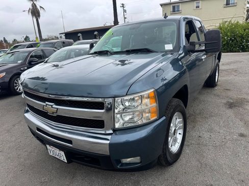 Used 2010 Chevrolet Silverado 1500 LT w/ Power Pack Plus image 2