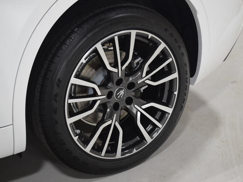 Certified 2025 Maserati Grecale Modena AWD/4WD image 6