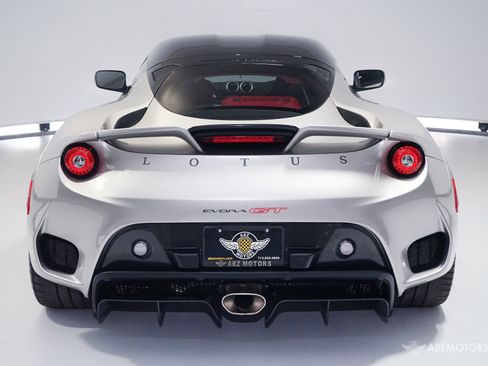 Used 2020 Lotus Evora image 8