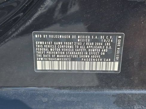 Used 2025 Volkswagen Jetta SE FWD image 35