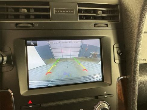 Used 2015 Lincoln Navigator L 4WD image 19