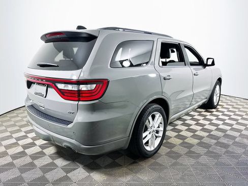 Used 2024 Dodge Durango GT RWD image 3