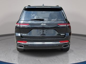 Used 2025 Jeep Grand Cherokee Overland w/ Trailer Tow Package AWD/4WD video 2