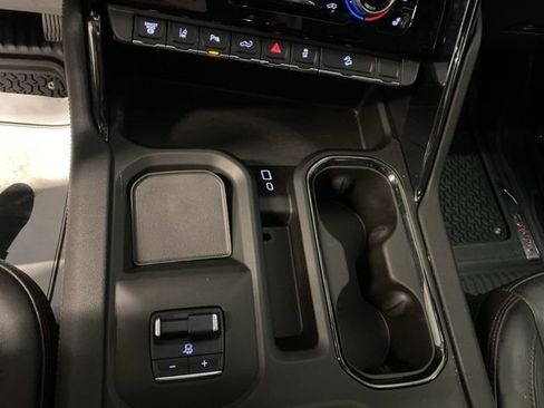 Certified 2024 GMC Sierra 2500 AT4 w/ AT4 Premium Plus Package AWD/4WD image 28