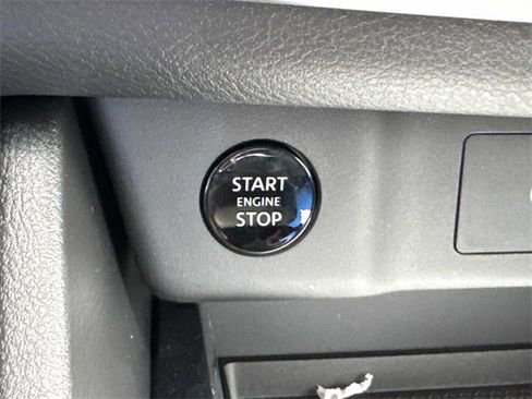 New 2026 Nissan Rogue S image 30