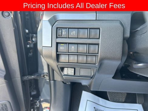 Used 2024 Toyota Tacoma SR5 w/ SR5 Upgrade Package AWD/4WD image 6