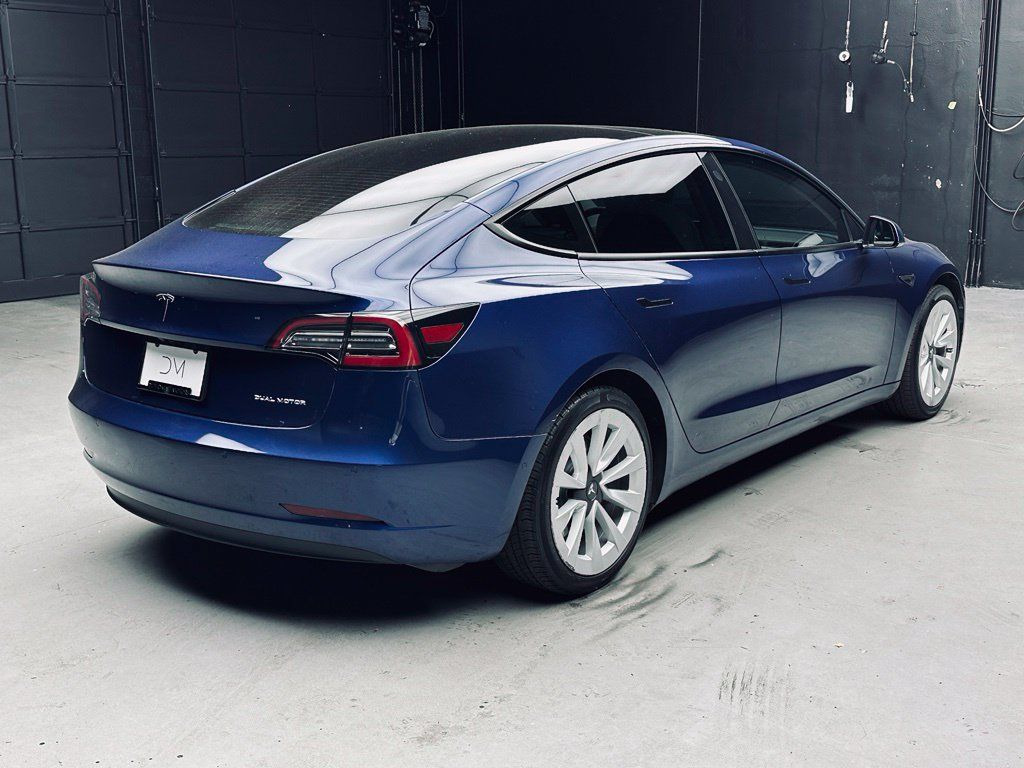 Used 2022 Tesla Model 3 Long Range AWD/4WD image 7