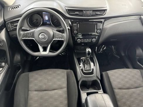 Used 2020 Nissan Rogue Sport SV AWD/4WD image 25