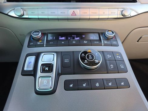 Used 2022 Hyundai Palisade Limited image 6