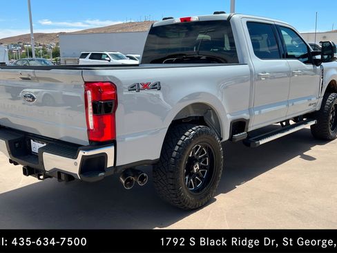 Used 2026 Ford F250 Lariat AWD/4WD image 5