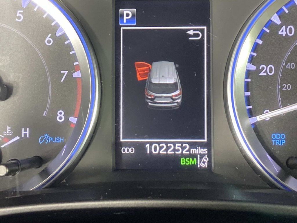 Used 2019 Toyota Highlander XLE AWD/4WD image 21