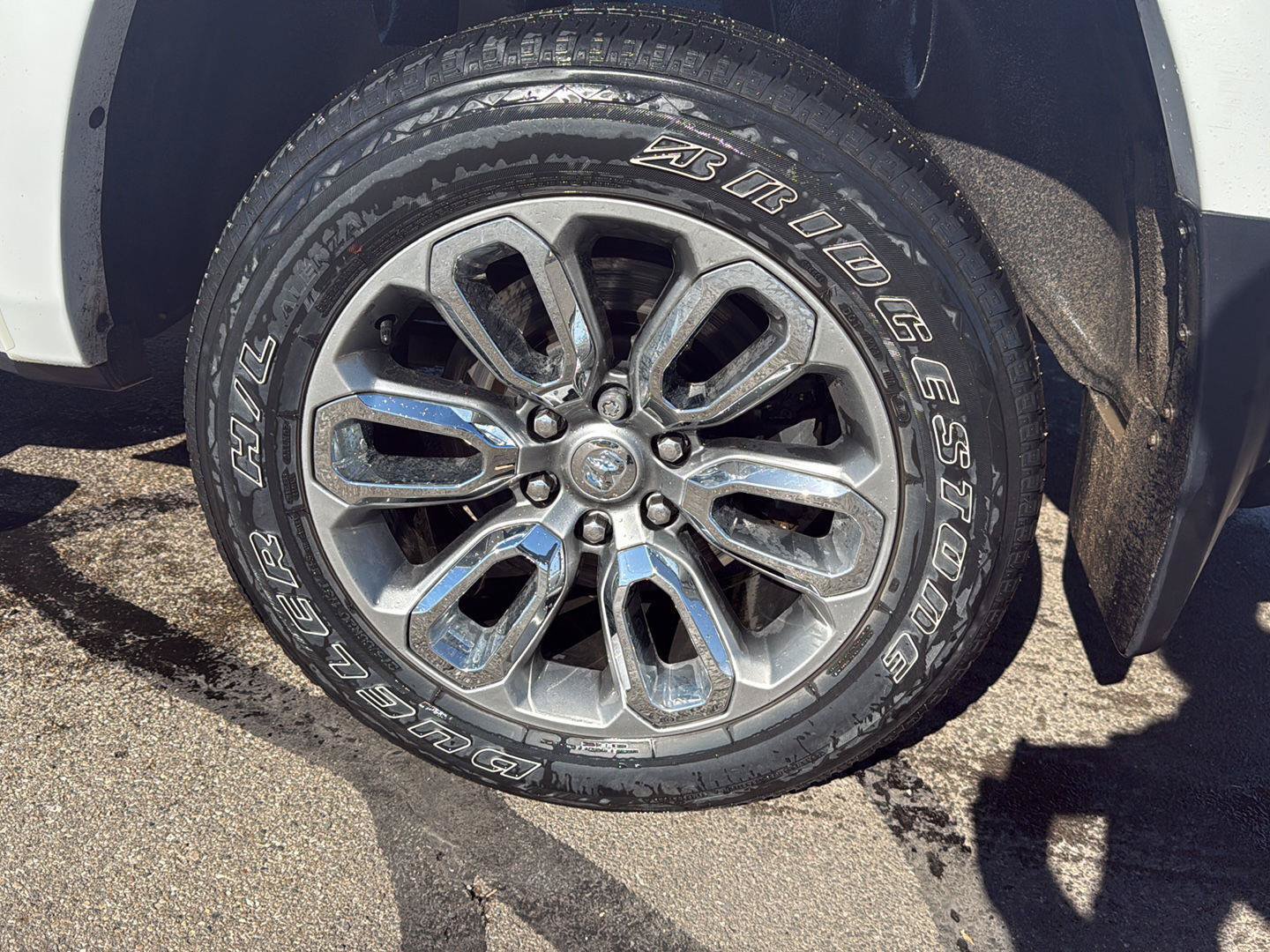 Used 2021 RAM 1500 Laramie w/ Sport Appearance Package AWD/4WD image 5