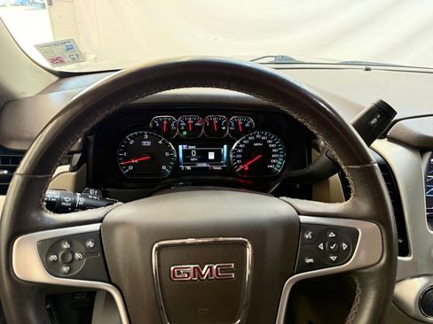 Used 2019 GMC Yukon SLT image 15