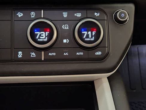 Used 2026 Land Rover Defender 110 S AWD/4WD image 19