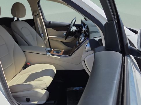 Certified 2022 Mercedes-Benz GLC 300 GLC 300 image 21