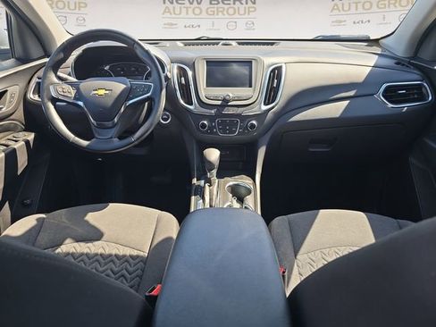 Used 2024 Chevrolet Equinox LT FWD image 10