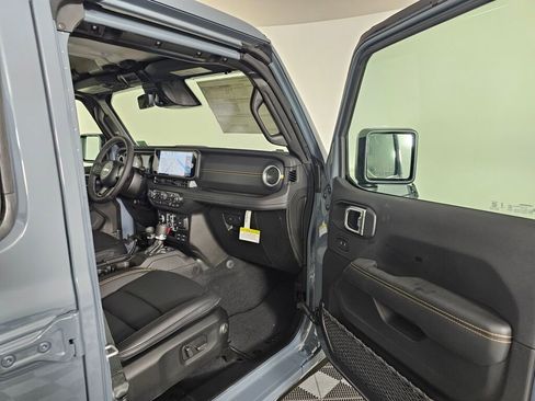 New 2026 Jeep Gladiator Mojave AWD/4WD image 37