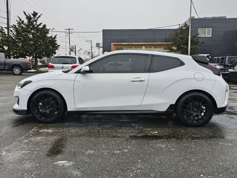 Used 2020 Hyundai Veloster Turbo image 4