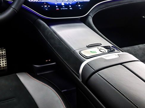 New 2025 Mercedes-Benz EQE AMG 4MATIC SUV image 6