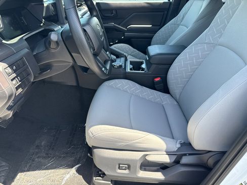 New 2026 Toyota Tacoma SR5 AWD/4WD image 24