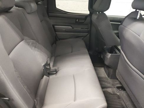 Used 2024 Toyota Tacoma SR5 AWD/4WD image 12