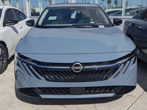 New 2026 Nissan Sentra SL w/ Floor Mat Package FWD image 6