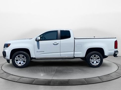 Used 2022 Chevrolet Colorado LT w/ Fleet Safety Package RWD image 2
