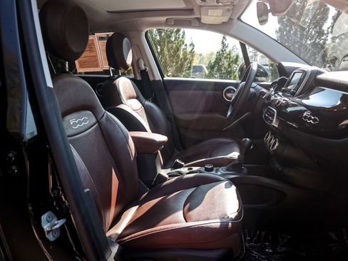 Used 2016 FIAT 500X Lounge image 33