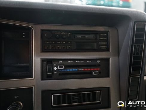 Used 1989 Jeep Cherokee Laredo AWD/4WD image 35