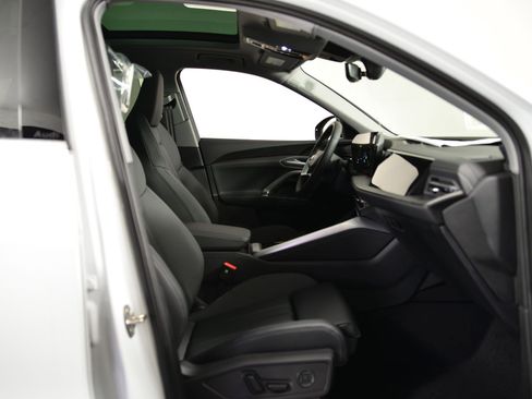 New 2025 Audi Q5 Premium Plus image 17