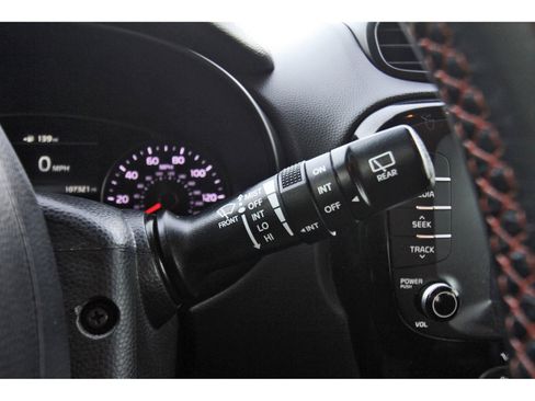 Used 2018 Kia Soul ! image 21