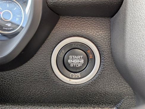 Used 2024 RAM 2500 Big Horn image 24