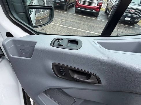 Used 2016 Ford Transit 150 130 Low Roof RWD image 41