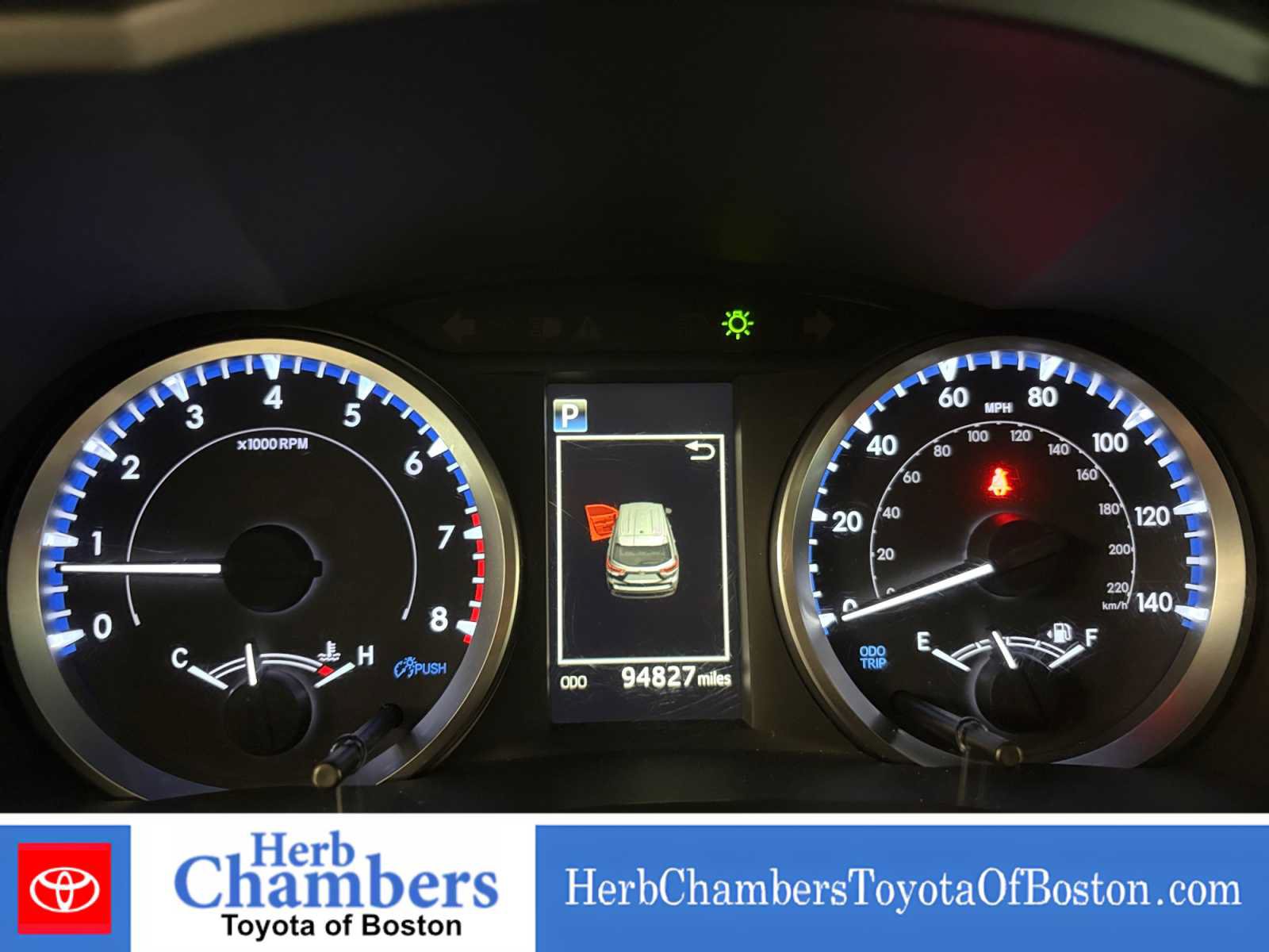 Used 2019 Toyota Highlander LE AWD/4WD image 5