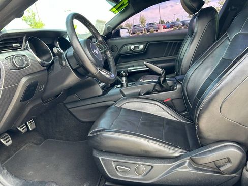 Used 2017 Ford Mustang GT Premium w/ GT Performance Package RWD image 25