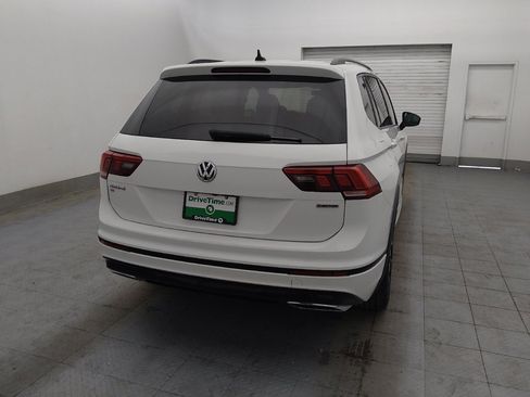 Used 2021 Volkswagen Tiguan SE R-Line image 7