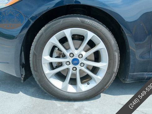 Used 2020 Ford Fusion SE FWD image 8