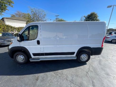 Used 2023 RAM ProMaster 2500 image 2