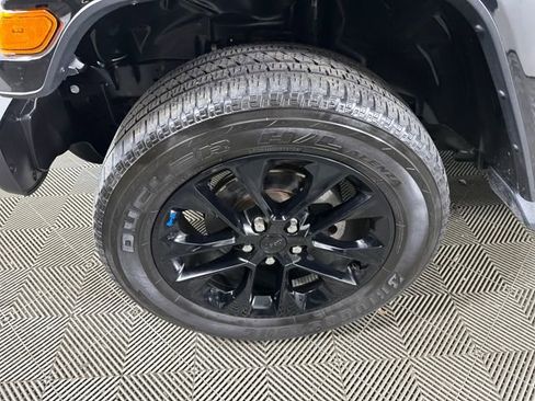 Used 2023 Jeep Wrangler Unlimited Sahara w/ Cold Weather Group image 9