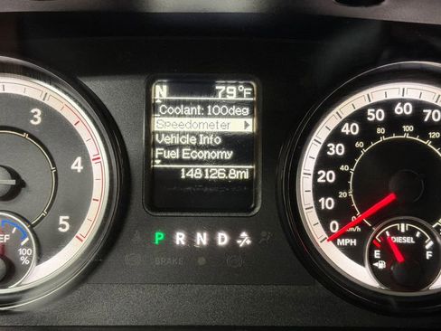 Used 2018 RAM 2500 SLT AWD/4WD image 19