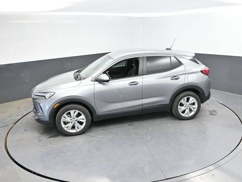 Used 2025 Buick Encore GX Preferred AWD/4WD image 37