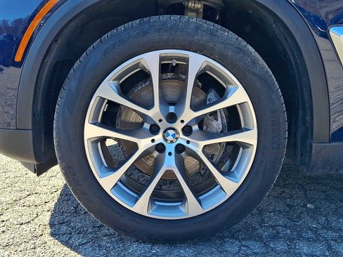 Certified 2024 BMW X5 xDrive40i AWD/4WD image 8