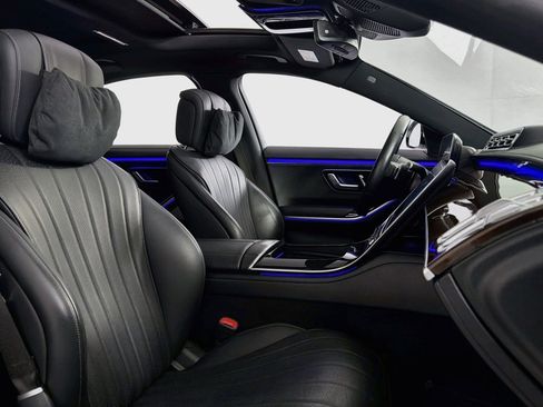 Certified 2023 Mercedes-Benz S 500 4MATIC image 9