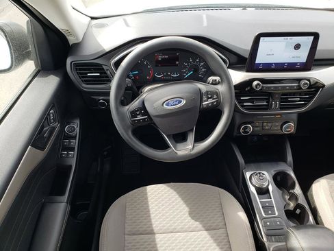 Used 2022 Ford Escape SE image 14