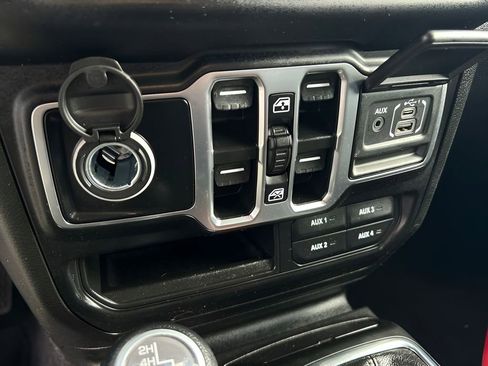 Certified 2022 Jeep Wrangler Unlimited Sport image 27